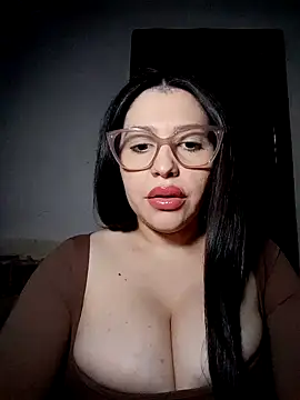 Snapshot of Lucisferxxx chatting on 31, 10, 2025 Lucisferxxx online show from 31, 10, 2025