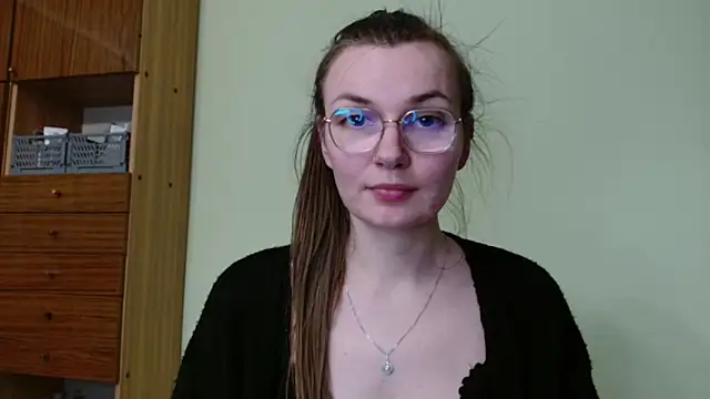 LooveELLYx online show from 22, 1, 2025