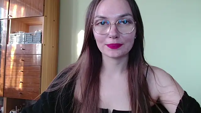 LooveELLYx online show from 10, 2, 2025