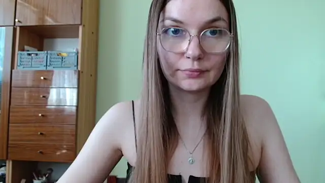 LooveELLYx online show from 27, 5, 2026