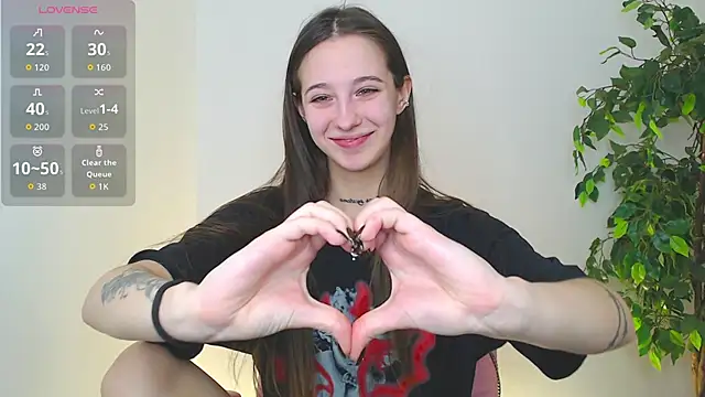 Little cherryy   online show from 18, 10, 2025