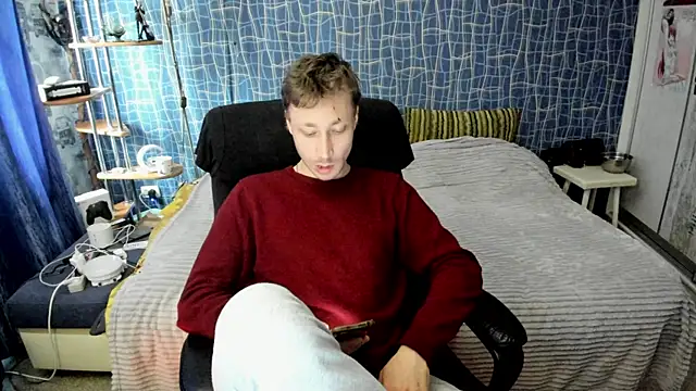 CuteBoy228 online show from 24, 4, 2026