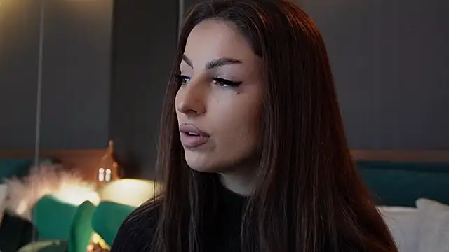 EmilyTrix online show from 6, 11, 2025