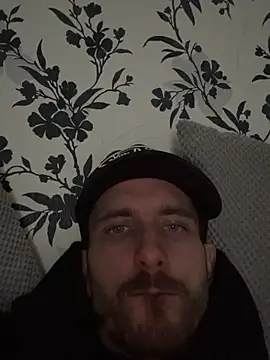 Big8inchUncutCock online show from 9, 6, 2026