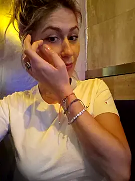 CelynaRoss online show from 18, 1, 2026