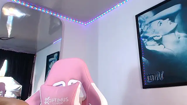 GraceWallace  online show from 8, 2, 2026