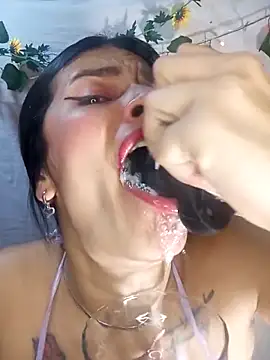 karinnahotdirty online show from 1, 4, 2026