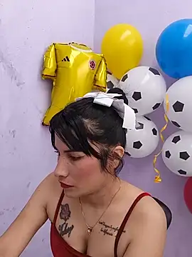 karinnahotdirty online show from 4, 7, 2026