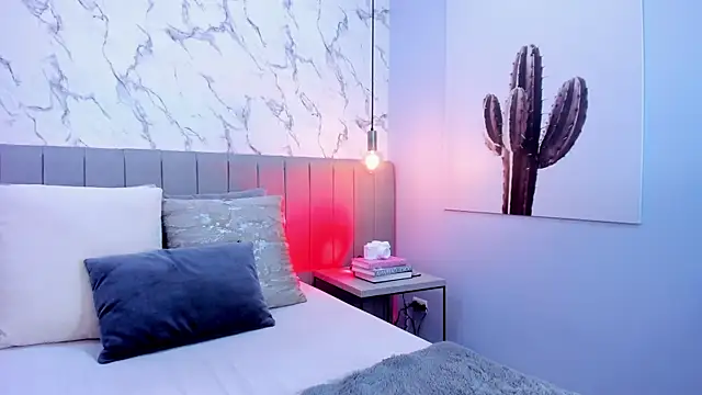 Karlla Brown online show from 15, 10, 2025