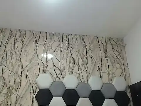 AntonellaBlanc online show from 8, 9, 2025