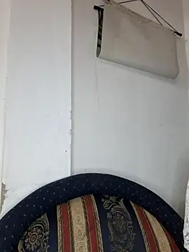 Hanna Kieran online show from 8, 11, 2025