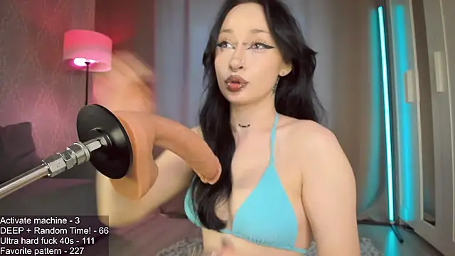 Snapshot of Juicy_Vikki chatting on 22, 6, 2026 Juicy Vikki online show from 22, 6, 2026