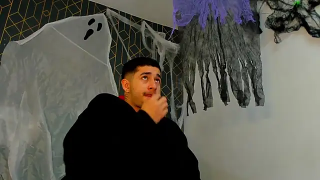 king falconer online show from 30, 10, 2025