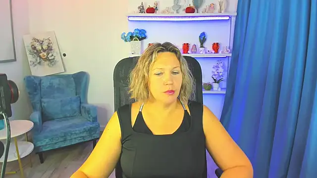 NinaStarle online show from 2, 11, 2025