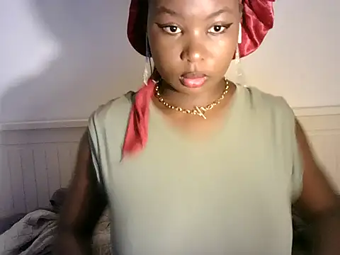 Snapshot of zoe215 chatting on 27, 6, 2026 zoe215 online show from 27, 6, 2026