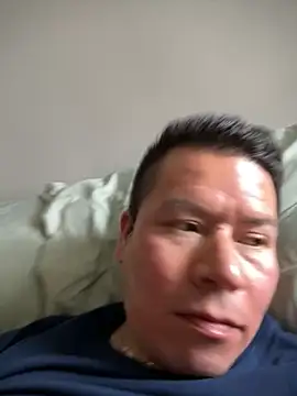 Manu0586 online show from 5, 10, 2025