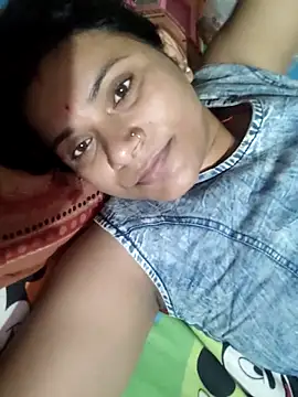 Snapshot of couple_71 chatting on 3, 6, 2026 couple 71 online show from 3, 6, 2026