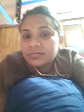 Snapshot of couple_71 chatting on 9, 6, 2026 couple 71 online show from 9, 6, 2026