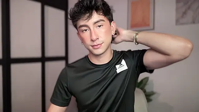 sweettaaron01 online show from 5, 6, 2026