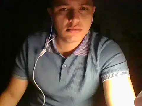 Snapshot of Haustin202 chatting on 26, 10, 2025 Haustin202 online show from 26, 10, 2025