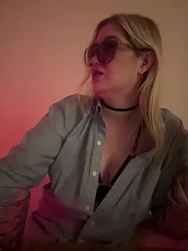 Snapshot of Granlady7 chatting on 24, 3, 2026 Granlady7 online show from 24, 3, 2026