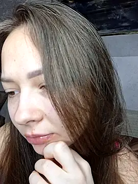 Olivia OliV online show from 20, 11, 2025