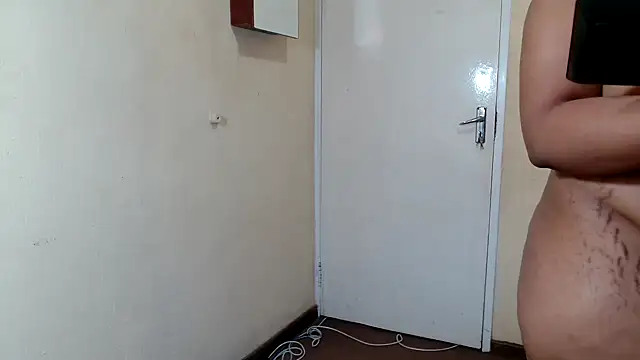 HugeTitisxx online show from 29, 3, 2026