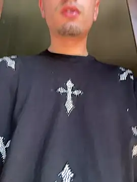 JJkim00 online show from 24, 4, 2026