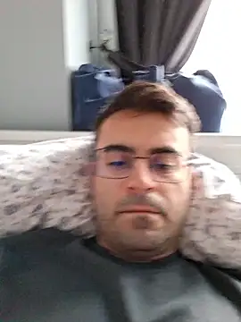 Snapshot of Obstacless chatting on 15, 1, 2026 Obstacless online show from 15, 1, 2026