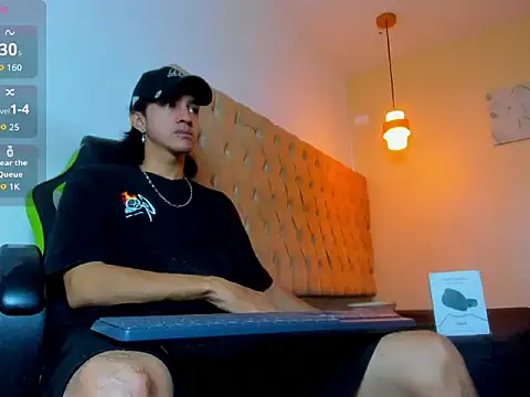 Snapshot of Jimdreams chatting on 23, 10, 2025 Jimdreams online show from 23, 10, 2025