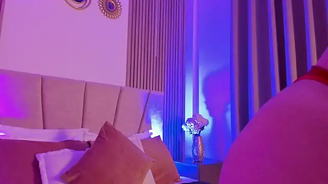 Victoria Beaumont online show from 5, 12, 2025