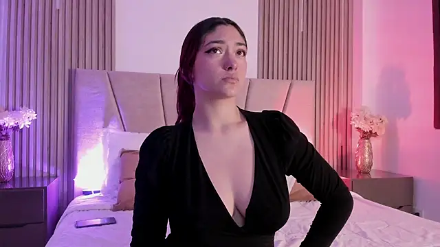 Victoria Beaumont online show from 15, 1, 2026