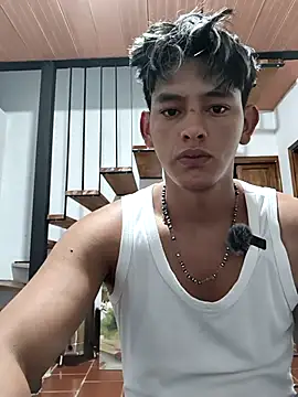 Hiroshi Shen online show from 21, 11, 2025