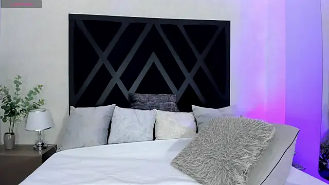 Snapshot of zoe_martins_ chatting on 12, 7, 2026 zoe martins online show from 12, 7, 2026