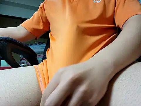 PIPIShoei online show from 15, 10, 2025