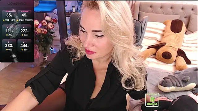 FreeBerryMILF online show from 30, 4, 2026