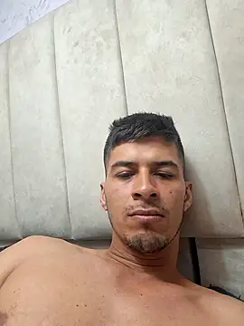 Snapshot of piterrr_hot chatting on 23, 11, 2025 piterrr hot online show from 23, 11, 2025