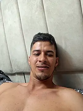 Snapshot of piterrr_hot chatting on 24, 11, 2025 piterrr hot online show from 24, 11, 2025