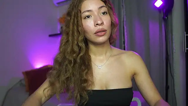 isabella-garcia- online show from 25, 9, 2025