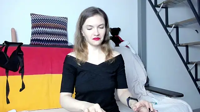 Katherine Twilight online show from 23, 1, 2025