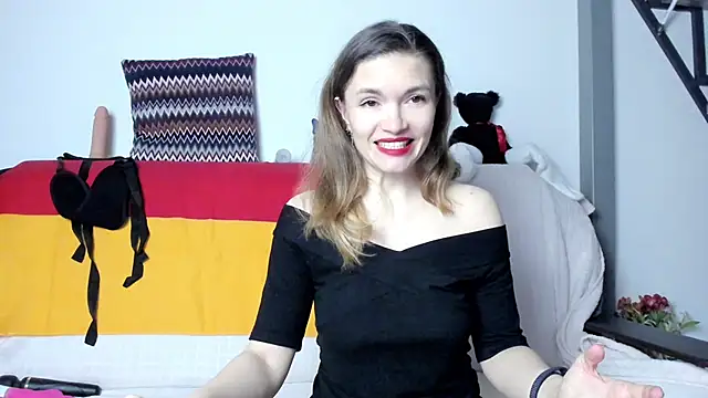 Katherine Twilight online show from 6, 2, 2025