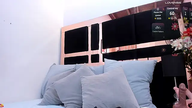 Snapshot of katherinn_gomezz chatting on 4, 5, 2026 katherinn gomezz online show from 4, 5, 2026