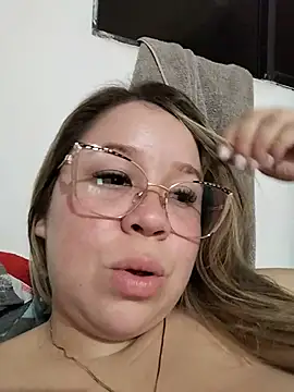 Snapshot of katherinn_gomezz chatting on 14, 5, 2026 katherinn gomezz online show from 14, 5, 2026