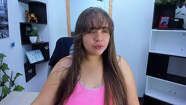 LucyOwen 18 online show from 11, 1, 2026