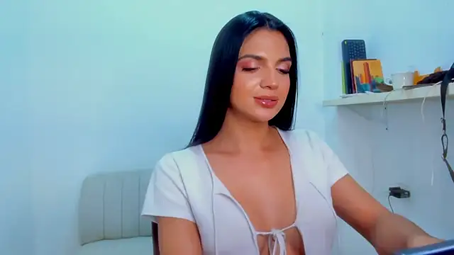 ISA BELLA VZL online show from 4, 4, 2026