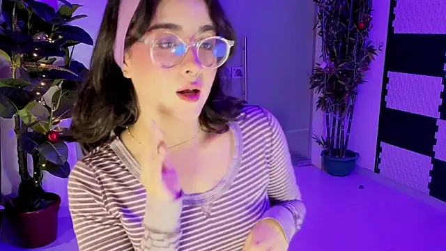 LiLLiAnderson online show from 10, 1, 2026