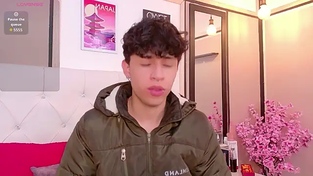 Snapshot of Axel__Evans chatting on 19, 1, 2026 Axel Evans online show from 19, 1, 2026