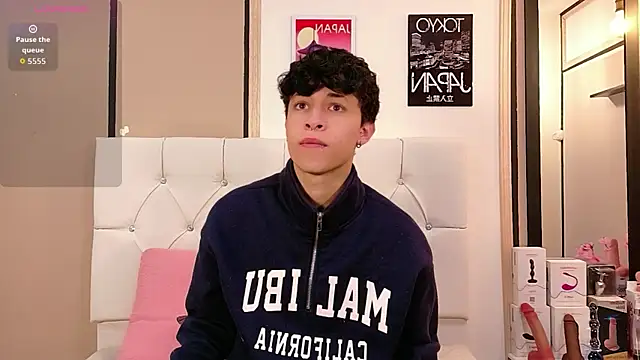 Snapshot of Axel__Evans chatting on 2, 2, 2026 Axel Evans online show from 2, 2, 2026