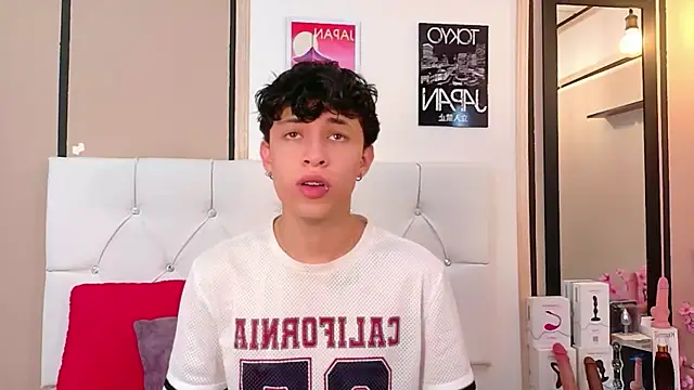 Snapshot of Axel__Evans chatting on 7, 2, 2026 Axel Evans online show from 7, 2, 2026