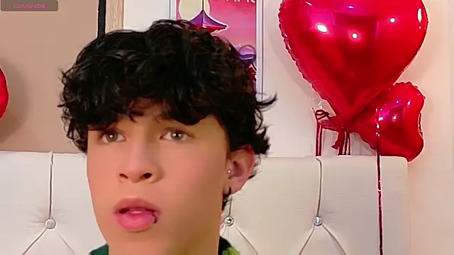 Snapshot of Axel__Evans chatting on 11, 3, 2026 Axel Evans online show from 11, 3, 2026